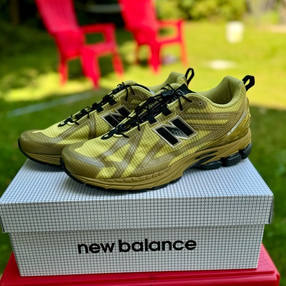 CAYL X New Balance 1960r M11 US Yellow - Picture 1 of 5